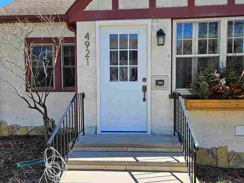door replacement and adjustment services in Mountain View TN